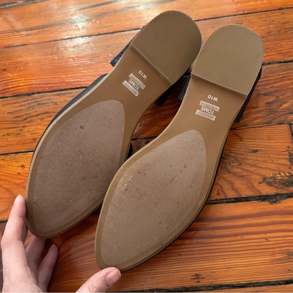 TOMS Julie d'Orsay Flats Black Leather Canvas Heeled Loafer Size 10 Like New - Picture 11 of 11